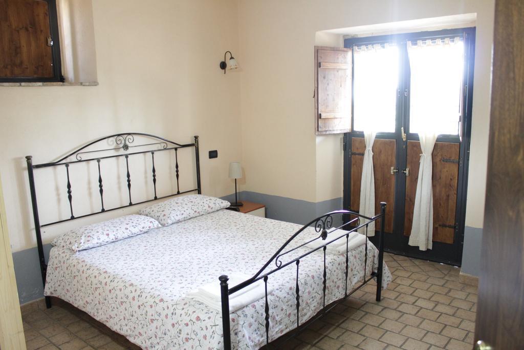 Agriturismo Nociquerceto Tarano Cameră foto